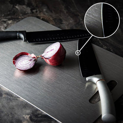 HOMEVOLUTION™ Titanium Cutting Board